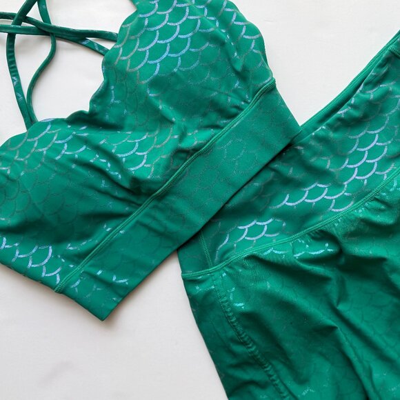 Crowned Athetics Little Mermaid Sports Bra - Picture 4 of 4